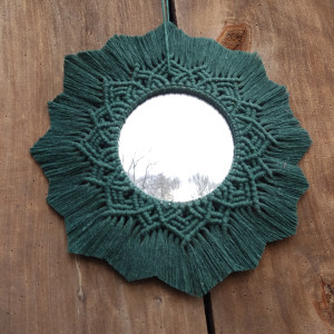 Mandala z lusterkiem w stylu Boho