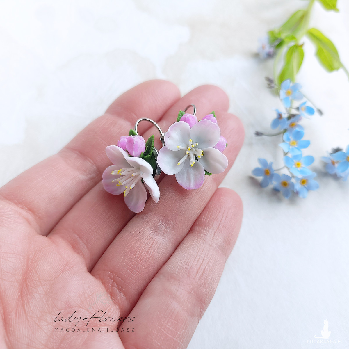 Kolczyki z kwiatami jabłoni