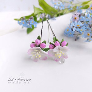 Kolczyki z kwiatami jabłoni