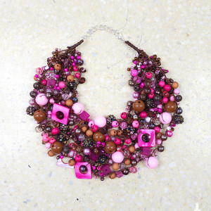 6141 brązowy, różowy naszyjnik; kolia