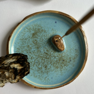 PALOLOPULI podstawka na kadzidełko