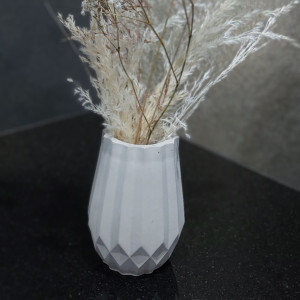 Wazonik z betonu MR handmade