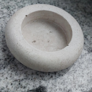 Świecznik na tealighty z betonu MR handmade