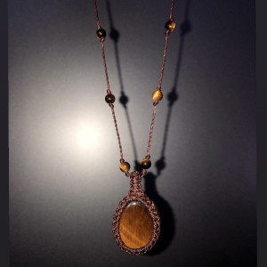 Naszyjnik z Tygrysim Okiem
