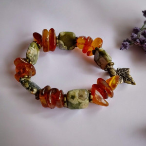 Bransoletka z bursztynami i jaspisem