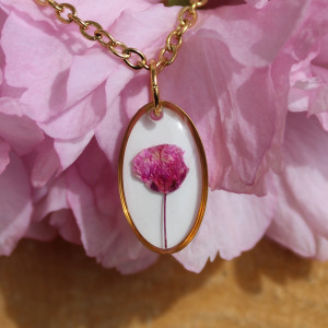 Złota zawieszka złoty wisiorek kwiat naszyjnik żywica z żywicy suszone kwiaty z kwiatami żywicy kwiaty żywica owalna różowy kwiat gipsówka gipsówki
