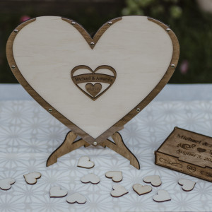 Księga gości weselna, Księga weselna w kszktalcie serca