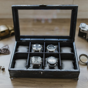 Pudełko na zegarki, bransoletki i łańcuszki, Drewniane na zegarki, bransoletki i łańcuszki