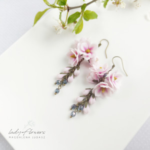 Kolczyki z magnolią