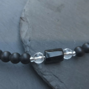 Naszyjnik z czarnym turmalinem, kryształem górskim i onyksem matowym