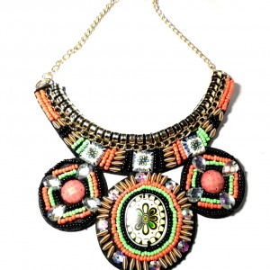 naszyjnik koralikowy w stylu etno, sprowadzany ze wschodu, doda uroku każdej kreacji, polecam