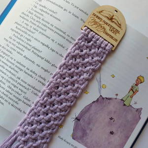 Zakładka do książki "Dobry nauczyciel uczy, najlepszy inspiruje" - kolor lawendowy