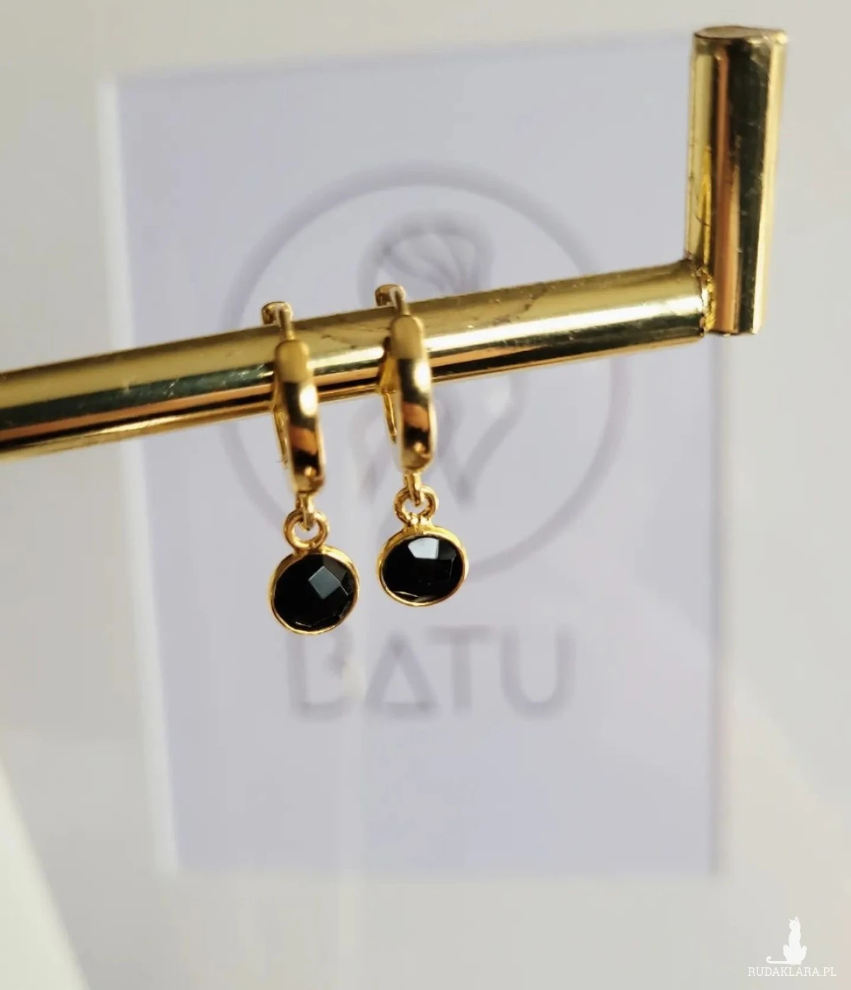 Kolczyki minimalistyczne srebrne pozłacane z czarnym onyksem