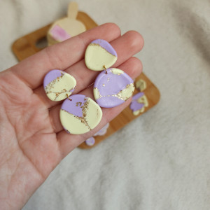 Duże kolczyki wkrętki