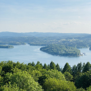 Mandala na metalowej obręczy