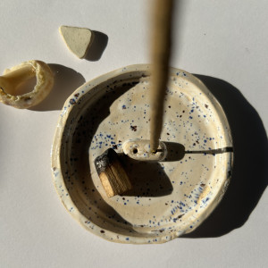 PALOLOPULI podstawka na kadzidełko