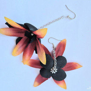 Kolczyki  kwiaty  lekkie