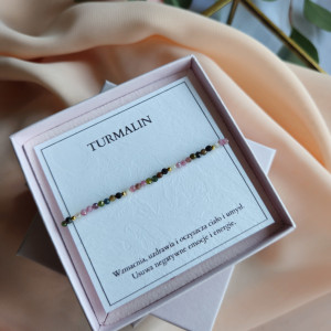 Bransoletka z turmalinem  na jedwabnej nici