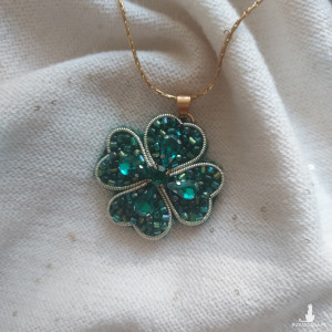 Wisior szmaragdowa koniczynka