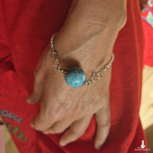 Bransoletka z turkusowym kamieniem