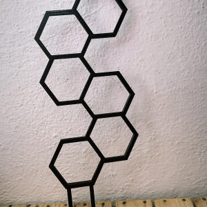 Dekoracyjna podpórka do roślin plaster miodu