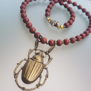 Naszyjnik Skarabeusz na Kulkach Jaspisu