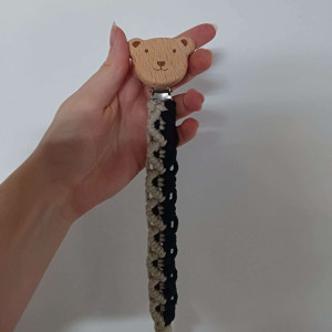 zawieszka do smoczka (makrama)
