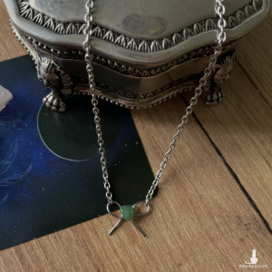 kokardkowy naszyjnik z zielonym awenturynem