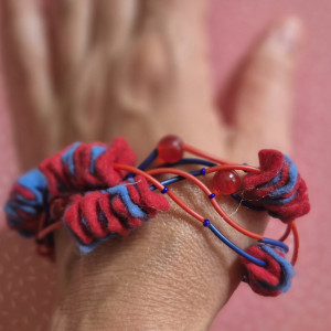 Bransoletka czerwono-granatowa