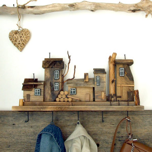 Drewniany wieszak dekoracyjny, naturalny - Zaścianek