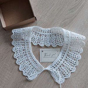 Kołnierzyk szydełkowy biały