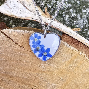 Serce serduszko Srebrna zawieszka srebrny wisiorek naszyjnik żywica z żywicy kwiaty z kwiatami retro naturalna dziewczęca kobieca niezapominajki