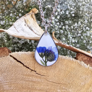 Srebrna zawieszka srebrny wisiorek kwiat naszyjnik żywica z żywicy kwiaty łezka łza niezapominajki z niezapominajkami niezapominajką