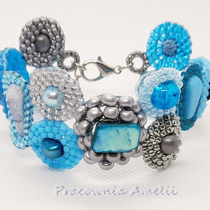 koralikowa rabatka błękity ze srebrem