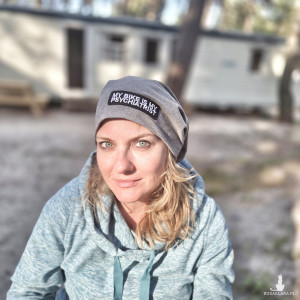 Czapka codzienna uniwersalna