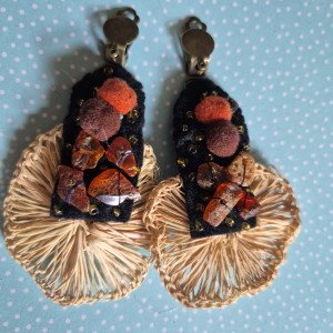 Klipsy duże z bursztynem