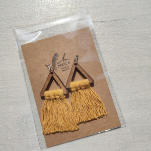 Kolczyki boho makrama wiszące lekkie - MUSZTARDOWE TRÓJKĄTY
