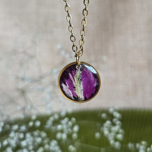 Tulipanowy bukiet złota zawieszka złoty wisiorek naszyjnik żywica z żywicy kwiaty z kwiatami retro naturalna dziewczęca kobieca tulipan tulipany tulipanami