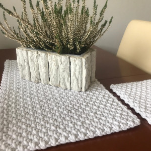 Bieżnik ręcznie robiony,obrus na stół mech ,35x140cm 5mm.