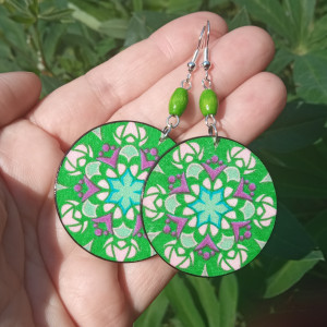 Kolczyki mandale zielone, biżuteria boho etno folk, egzotyczne kolczyki koła zielono różowe fioletowe, prezent w stylu hippie
