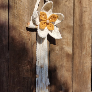 Duży  makramowy kwiat w stylu Boho