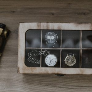 Pudełko na zegarki, bransoletki i łańcuszki, Drewniane na zegarki, bransoletki i łańcuszki
