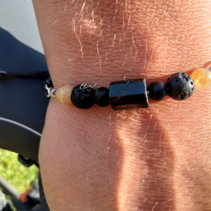 Bransoleta / bransoletka męska na ochronę i pomyślność. Czarny turmalin,onyks,lawa i cytryn