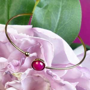 Elastyczna elegancka stalowa złota bransoletka - różowy jadeit #83