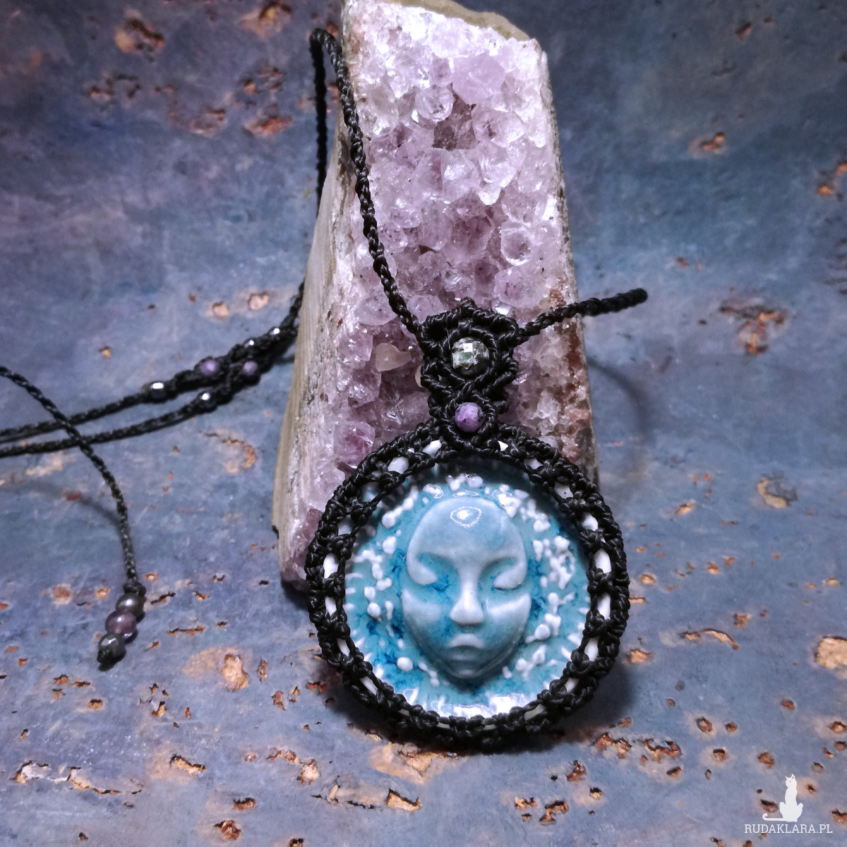 Nocnica słowiańska porcelana kamea szmaragd kamienie naturalne ~ Delfina Dolls ~ mikro makrama