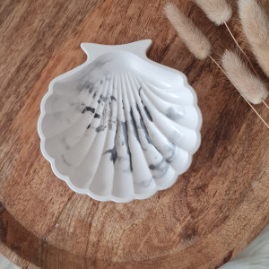 Podstawka z gipsu muszla boho