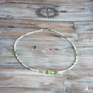 Delikatny naszyjnik,  celebrytka,  korale,  biżuteria damska