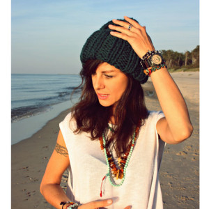 Czapka beanie handmade butelkowa zieleń