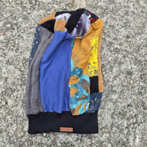 Czapka smerfetka  kolorowa codzienna