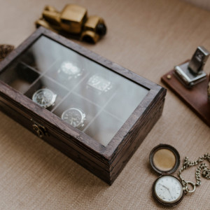 Pudełko na zegarki, bransoletki i łańcuszki, Drewniane na zegarki, bransoletki i łańcuszki